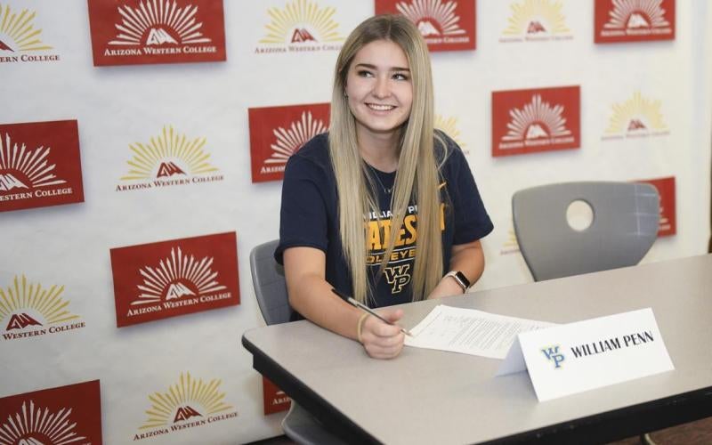 Rebekah Eaves signs with William Penn University